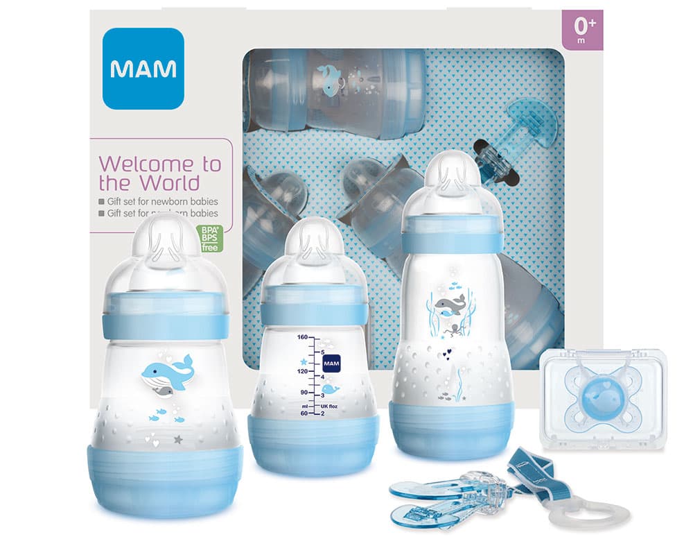 ab der Geburt MAM Welcome to the World Geschenke-Set Baby Geschenk Set Schnuller und Schnullerband blau Baby Erstausstattung mit 3 Anti-Colic Flaschen Hundemotiv